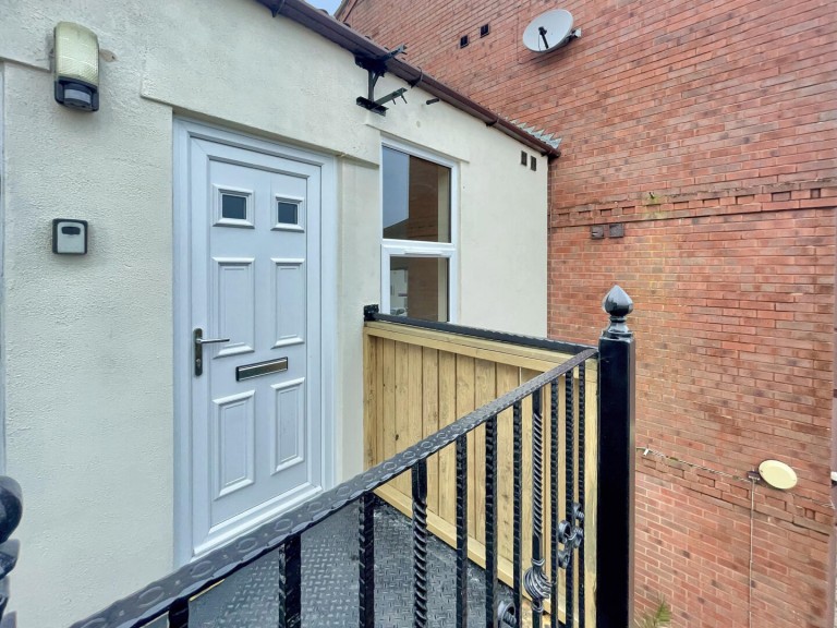 St. Johns Court, Grantham