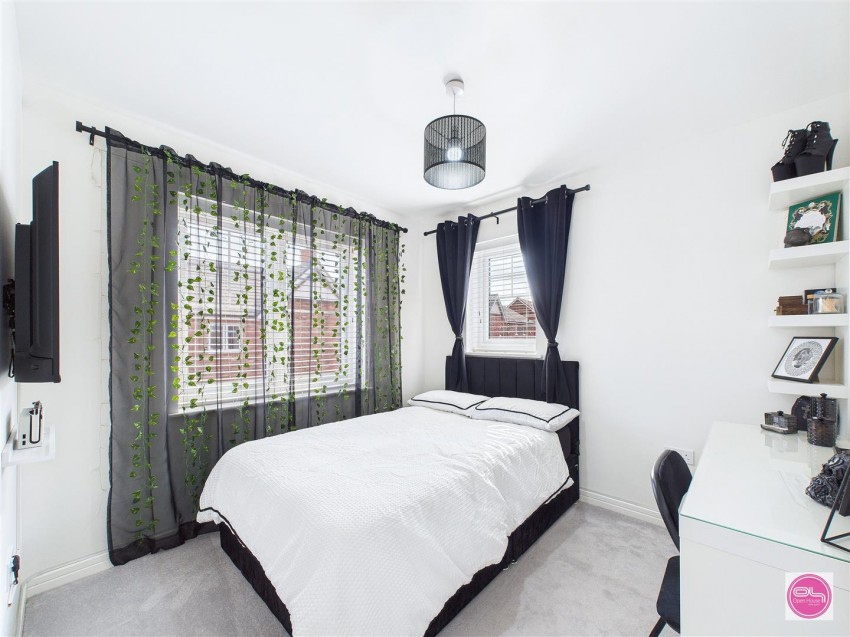 Images for Coral Lane, Newhall