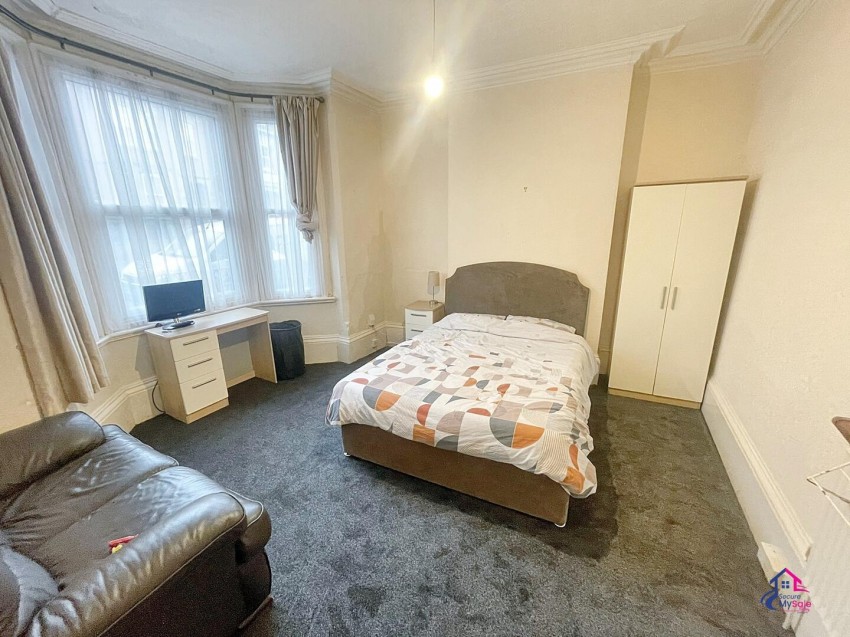 Images for Avenue Road, Grantham