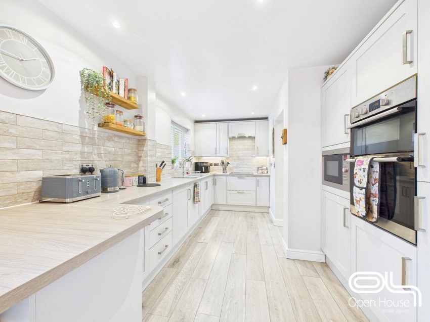 Images for Thomas Avenue, Stone