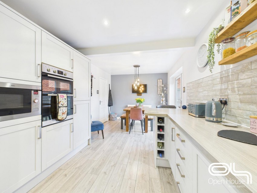 Images for Thomas Avenue, Stone
