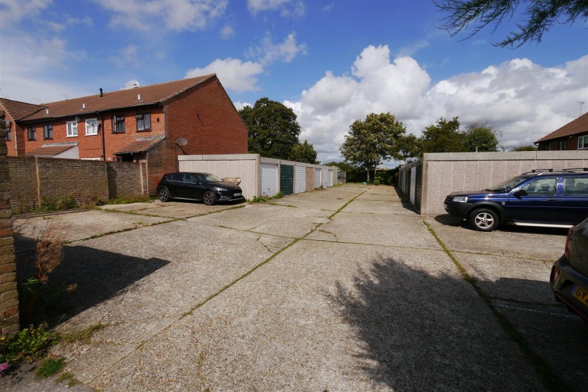 Images for Dinsdale Gardens
