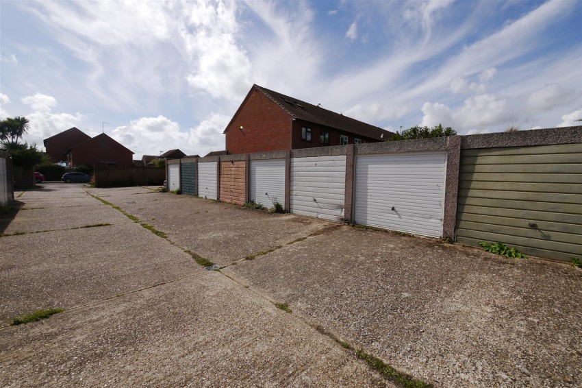 Images for Dinsdale Gardens