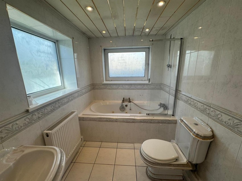 Images for Lees Lane, Haworth, Keighley