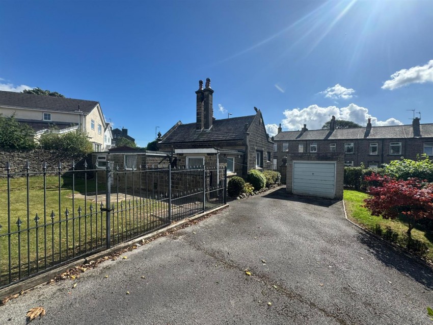 Images for Lees Lane, Haworth, Keighley