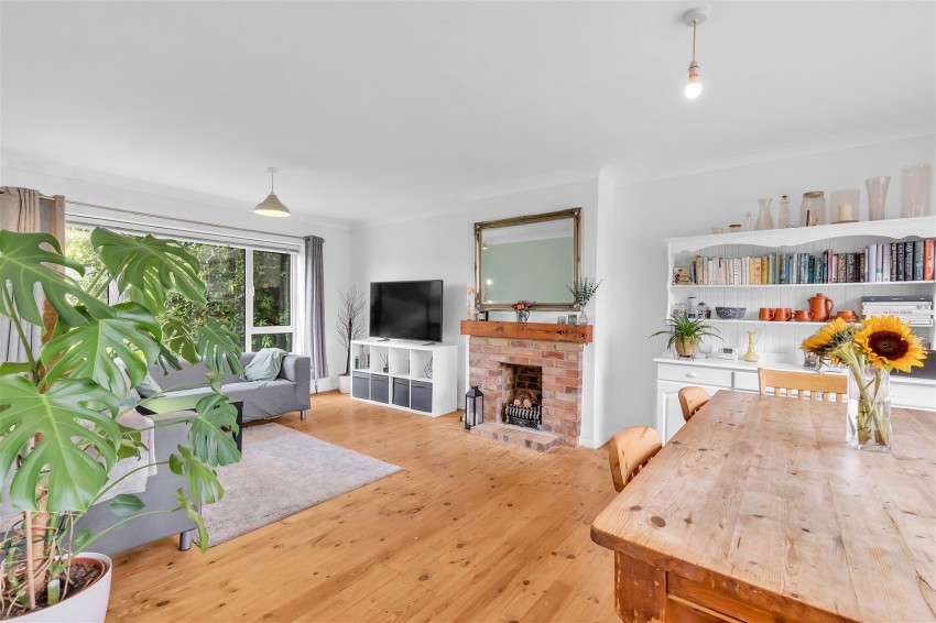 Images for Potters Croft, Horsham