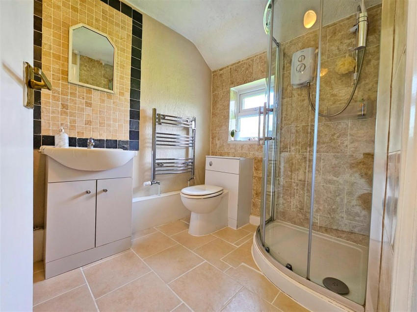 Images for Oddfellows Row, High Street, Measham