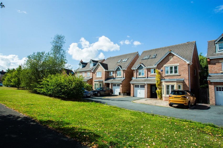 Images for Buttercup Close, Warrington