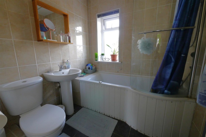 Images for Downlands Avenue