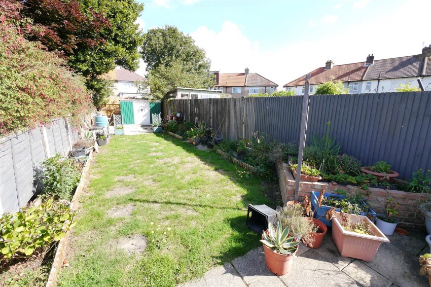 Images for Downlands Avenue