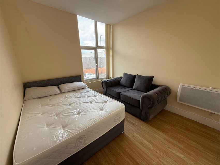 Images for Hyde Road, Manchester