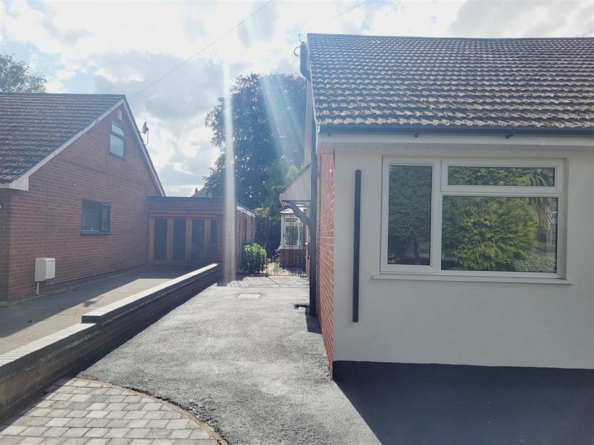 Images for Clays Lane, Branston