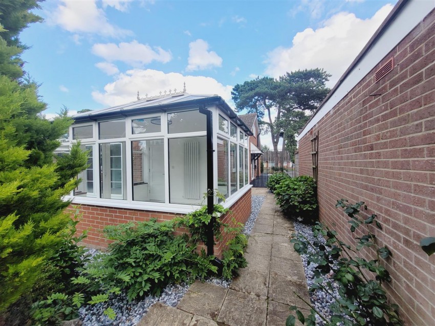 Images for Clays Lane, Branston