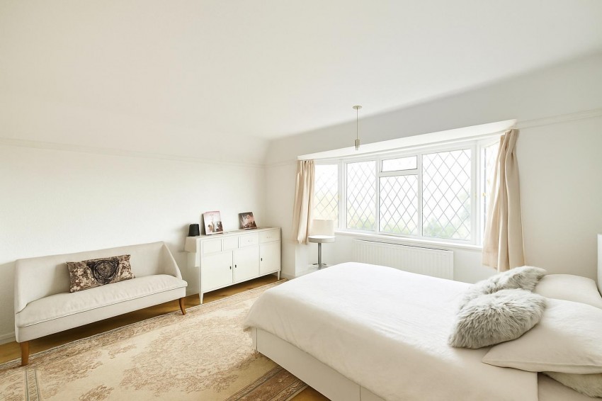 Images for Knightwood Crescent, New Malden