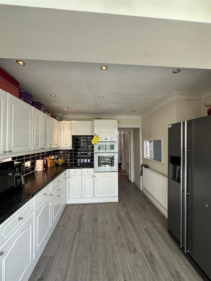 Images for Knightwood Crescent, New Malden