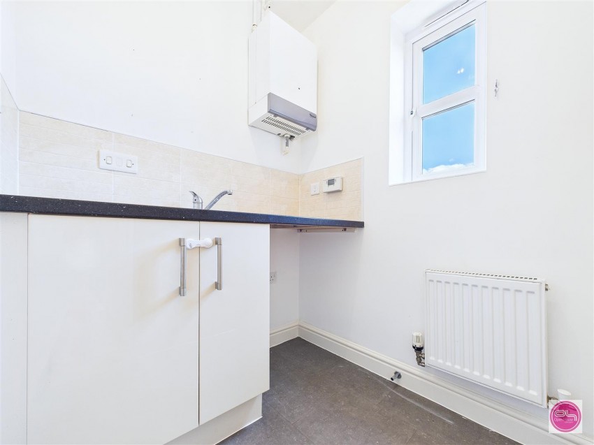 Images for Blakeholme Court, Burton-On-Trent