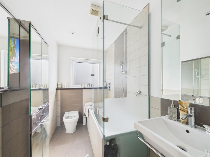 Images for 27a Keymer Avenue, Peacehaven