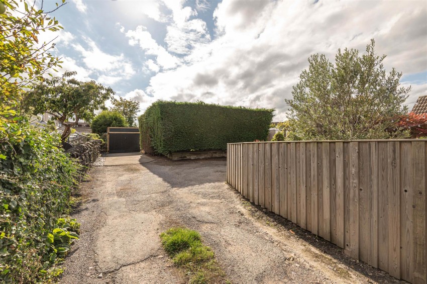 Images for Smalewell Rd, Pudsey, Leeds, LS28