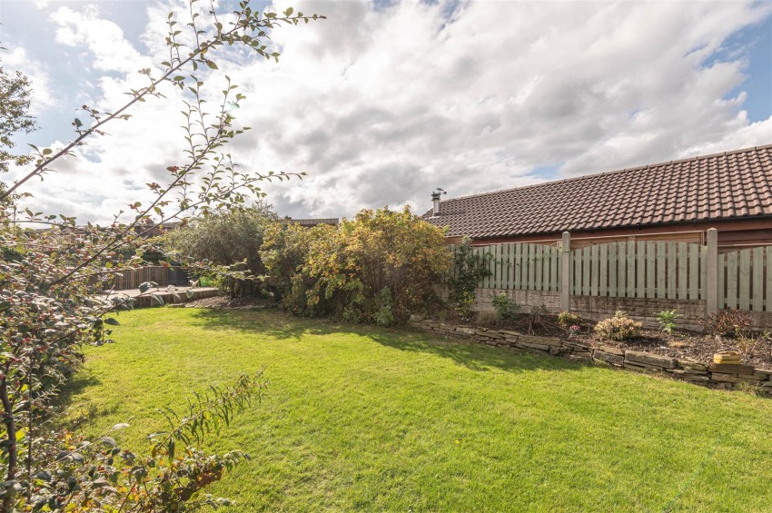 Images for Smalewell Rd, Pudsey, Leeds, LS28