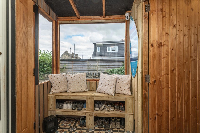 Images for Smalewell Rd, Pudsey, Leeds, LS28