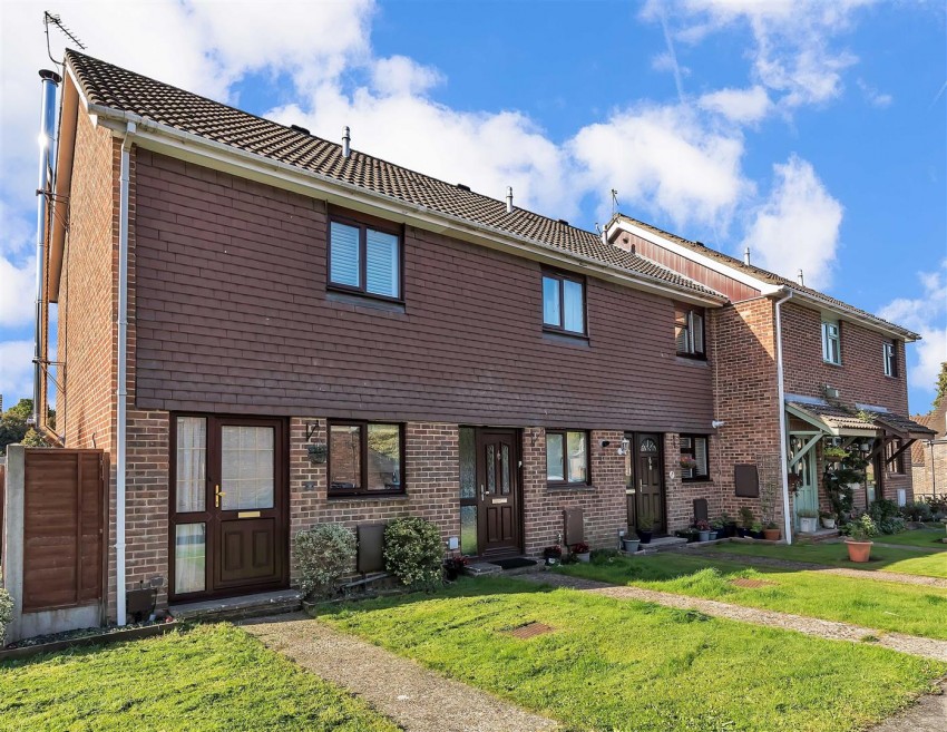 Images for Roebuck Close, Horsham