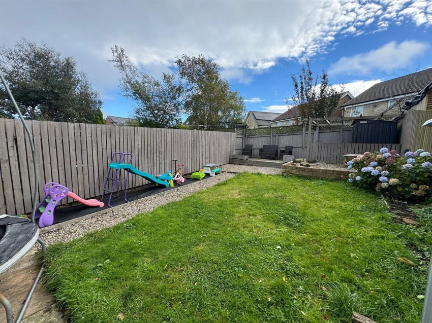 Images for Hazelhurst Grove, Queensbury, Bradford
