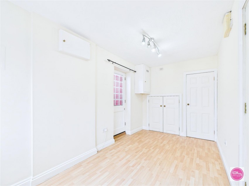 Images for Home Farm Court, Castle Gresley