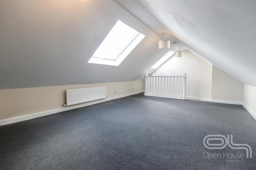 Images for Blakeland Hill, Duxford
