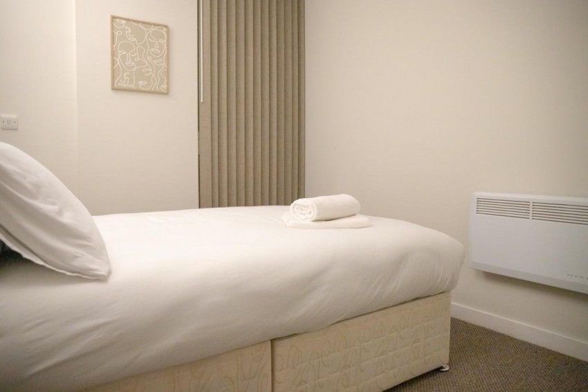 Images for Cross York Street, Leeds