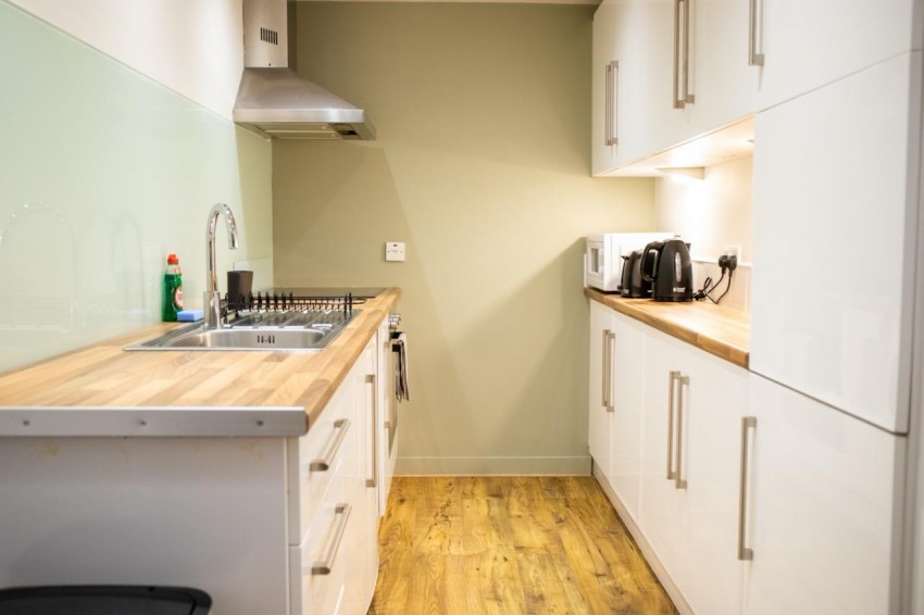 Images for Cross York Street, Leeds