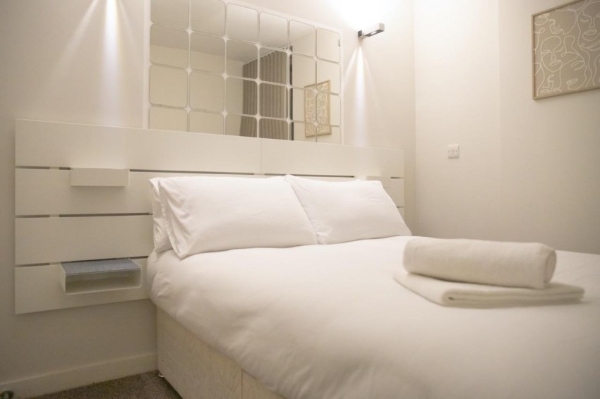 Images for Cross York Street, Leeds