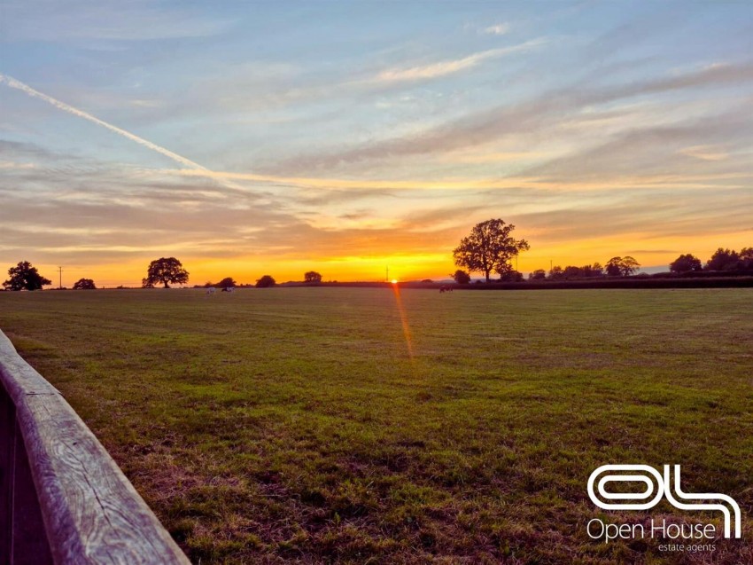 Images for Sandon Bank, Stafford