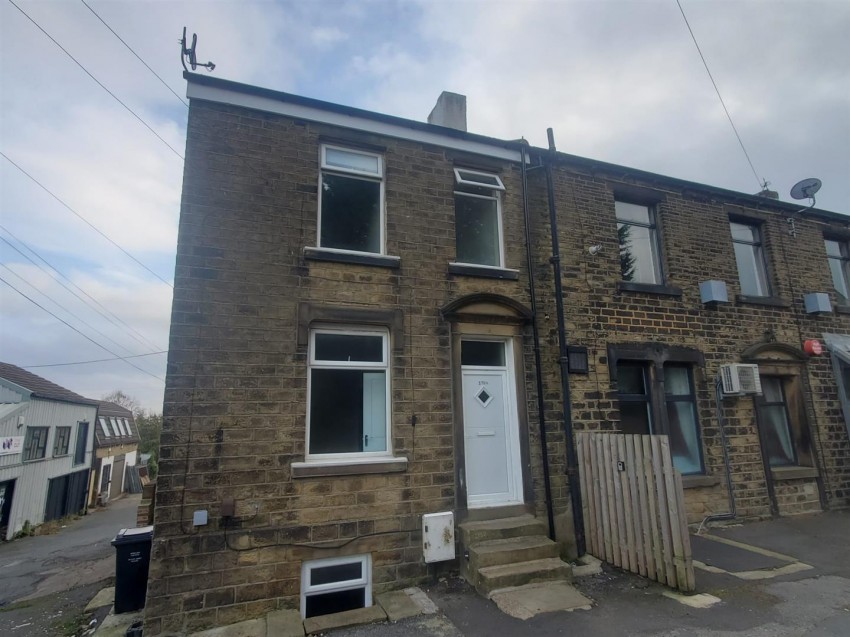 Images for The Courtyard, Blackmoorfoot Road, Crosland Moor, HD4