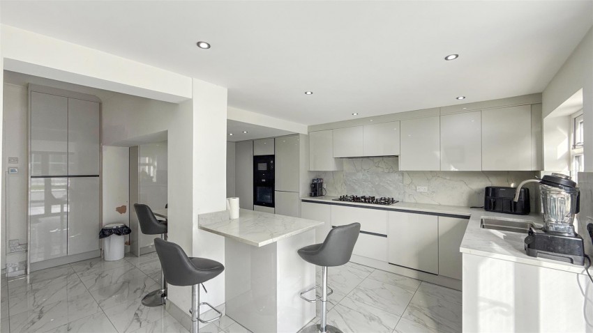 Images for Fifth Avenue, Bolton