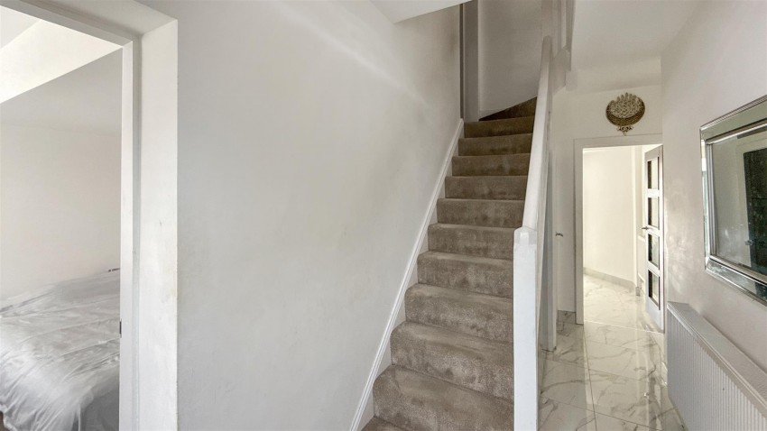 Images for Fifth Avenue, Bolton