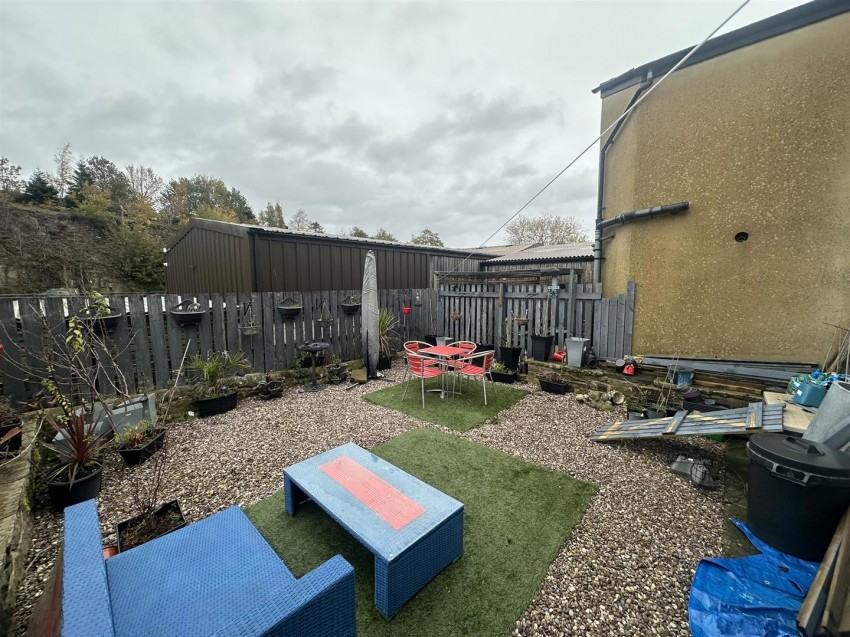 Images for Higher Springhead, Oakworth, Keighley