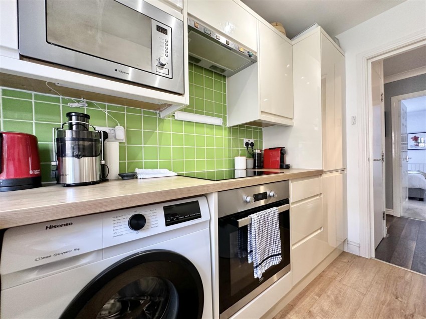 Images for Riverside Court, Leeds