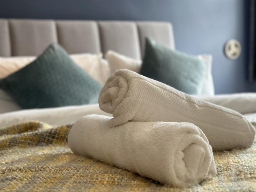 Images for Riverside Court, Leeds