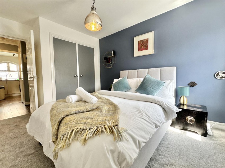 Images for Riverside Court, Leeds