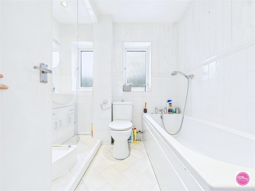 Images for Pine Walk, Castle Gresley, Swadlincote