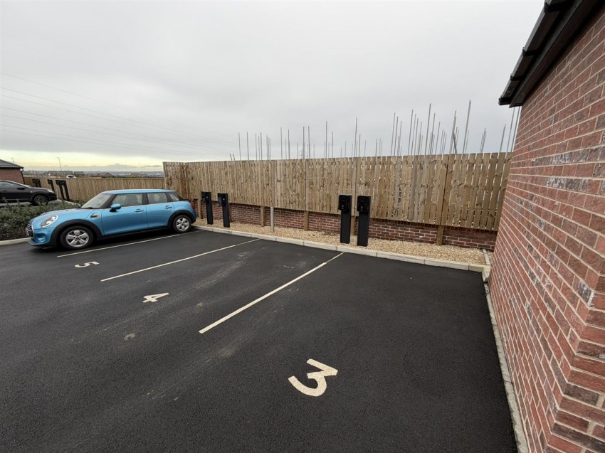 Images for Howley Avenue, Churwell, Morley, Leeds