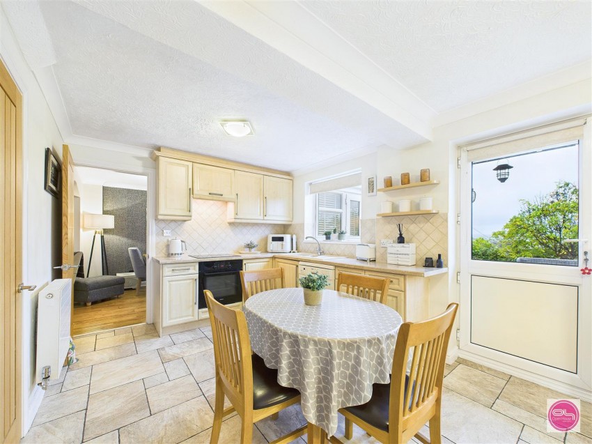 Images for 3, Orchid Close, Stapenhill, Burton Upon Trent, St