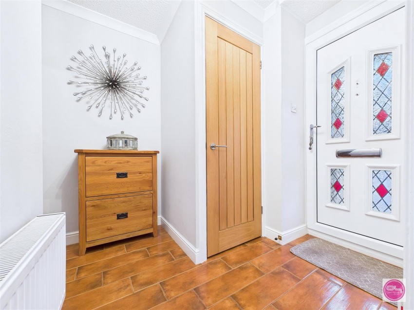 Images for 3, Orchid Close, Stapenhill, Burton Upon Trent, St