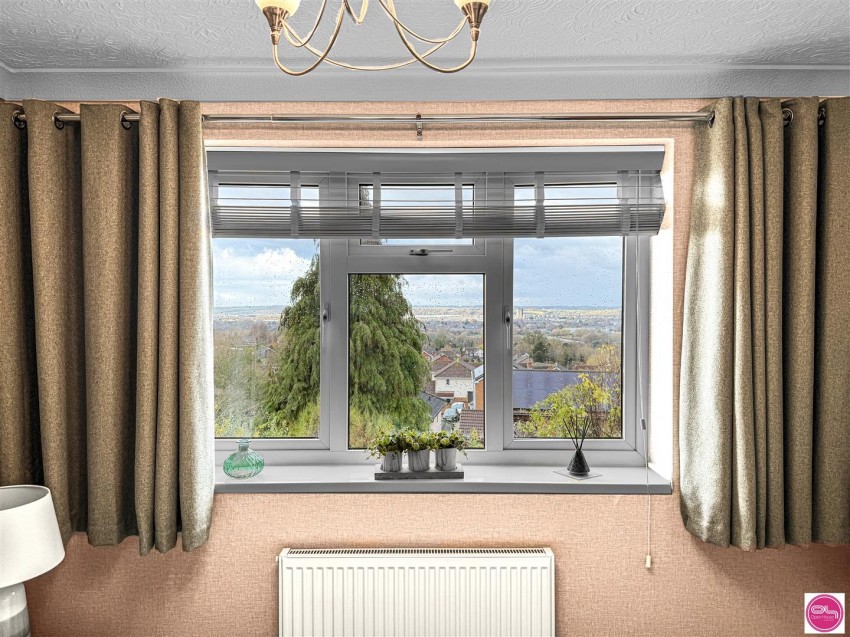 Images for 3, Orchid Close, Stapenhill, Burton Upon Trent, St