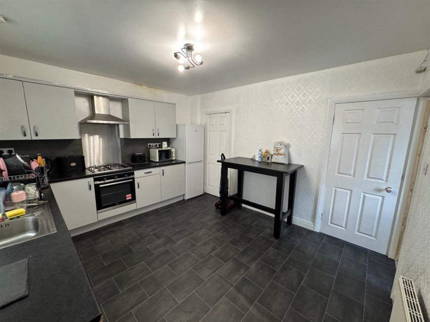Images for Exley Crescent, Keighley