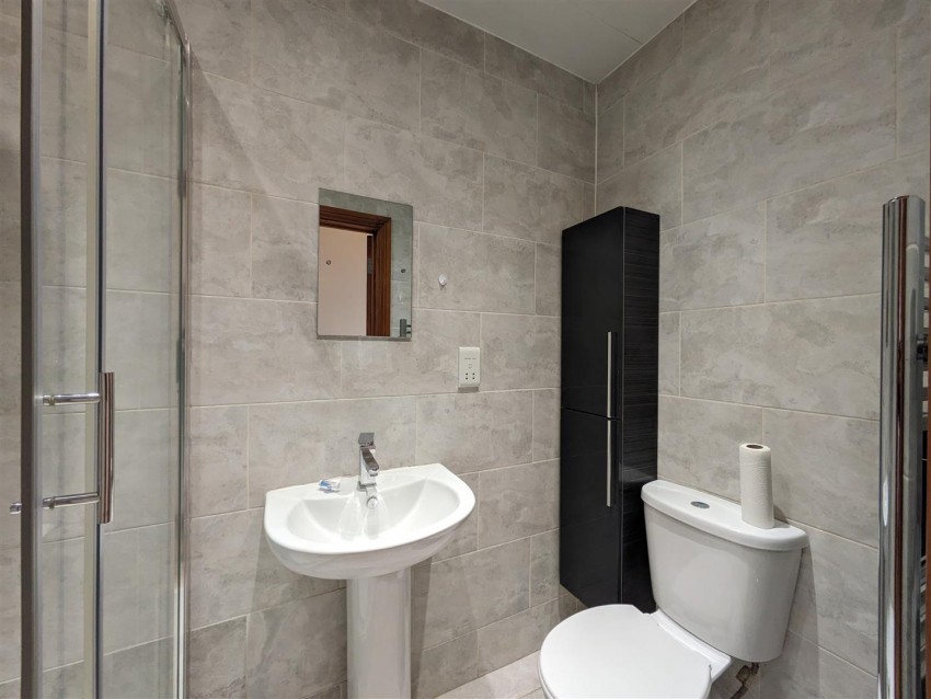 Images for Newnham Gardens, Northolt UB5