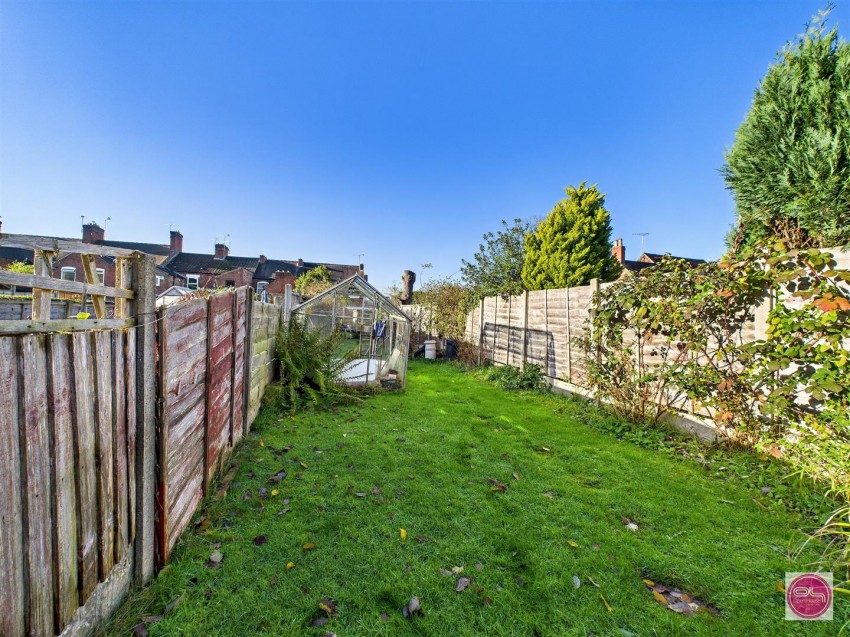 Images for Woods Lane, Burton On Trent