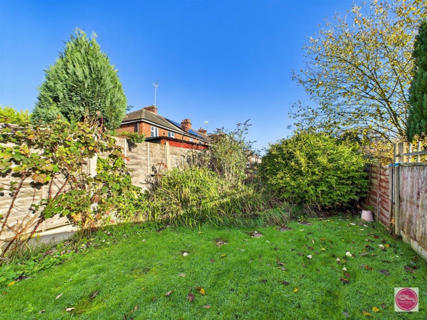 Images for Woods Lane, Burton On Trent