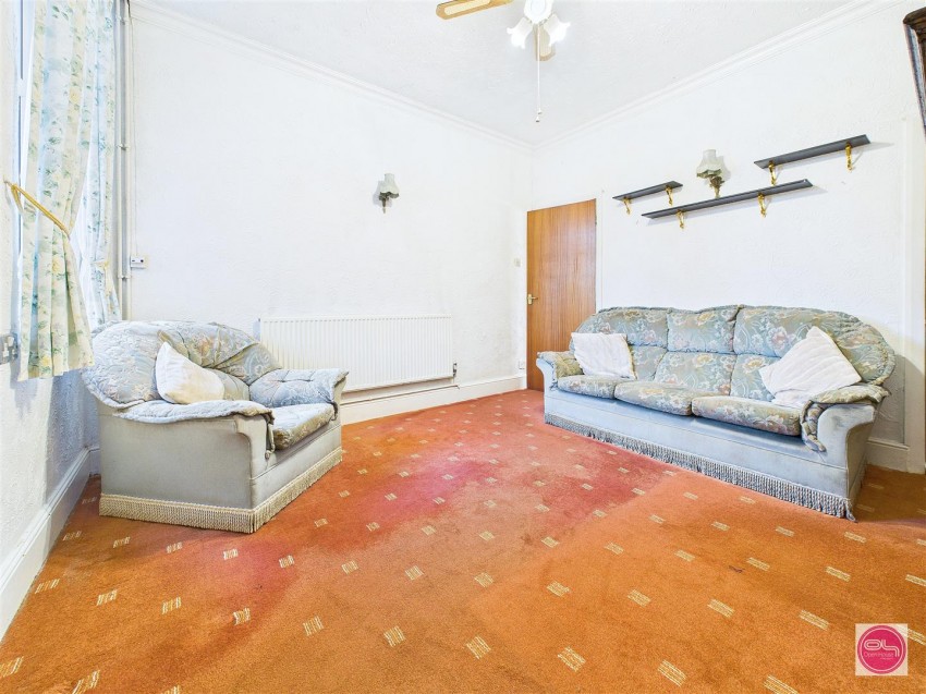 Images for Woods Lane, Burton On Trent