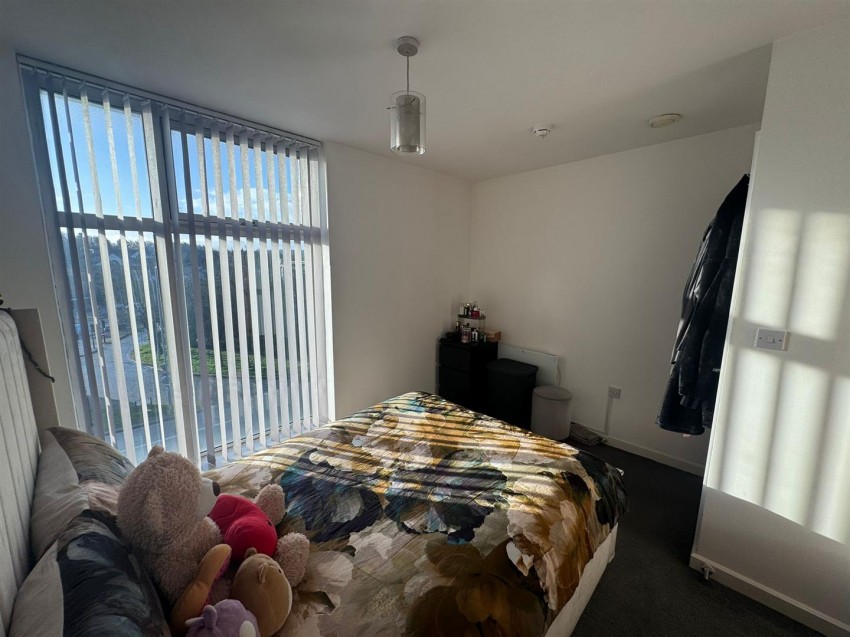 Images for Gatehaus, Leeds Road, Bradford